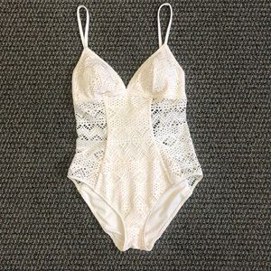 ❤️SOLD❤️NWT Adore Me One Piece Swimsuit Ivory Women’s size S